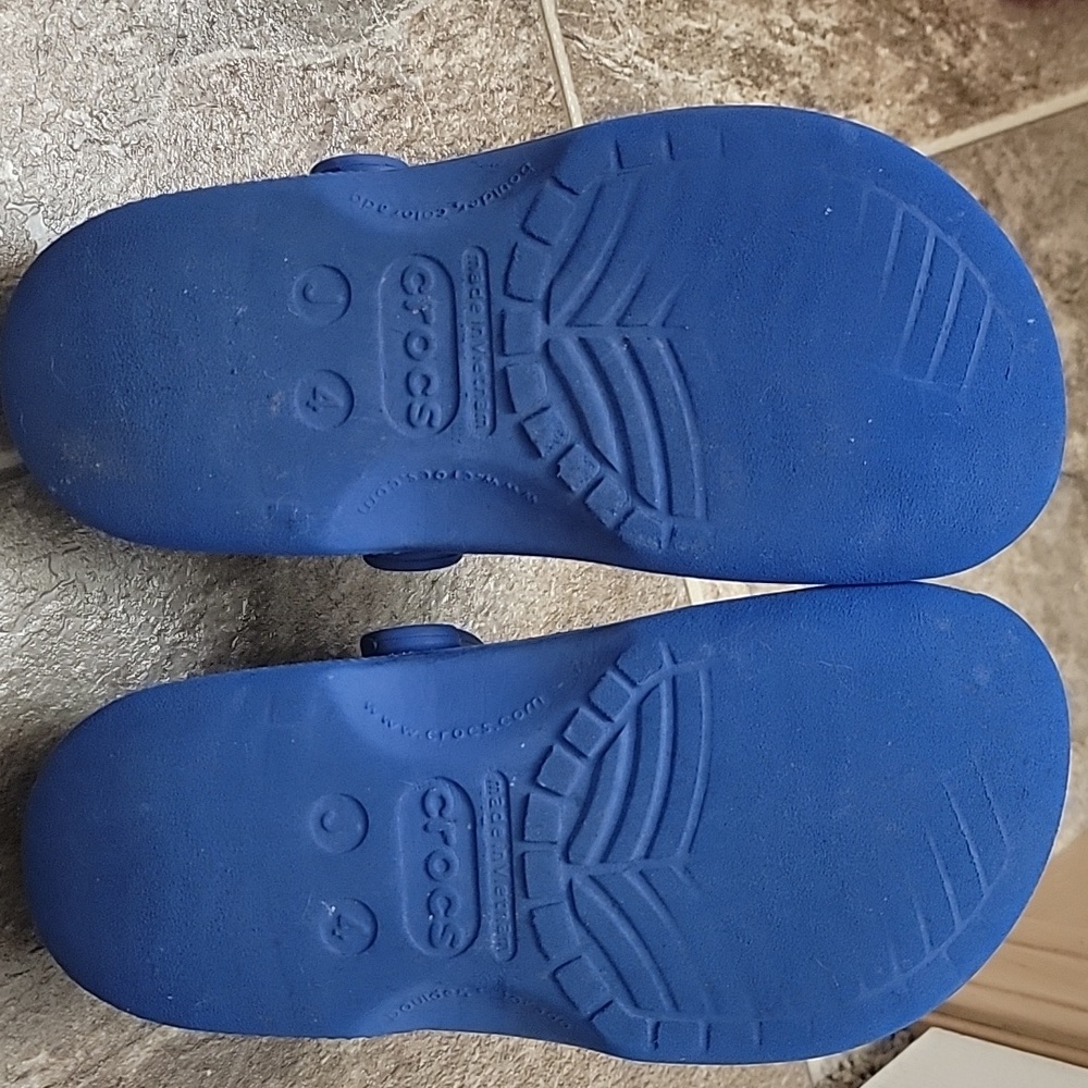 Kids Blue Crocs - Picture 3 of 3